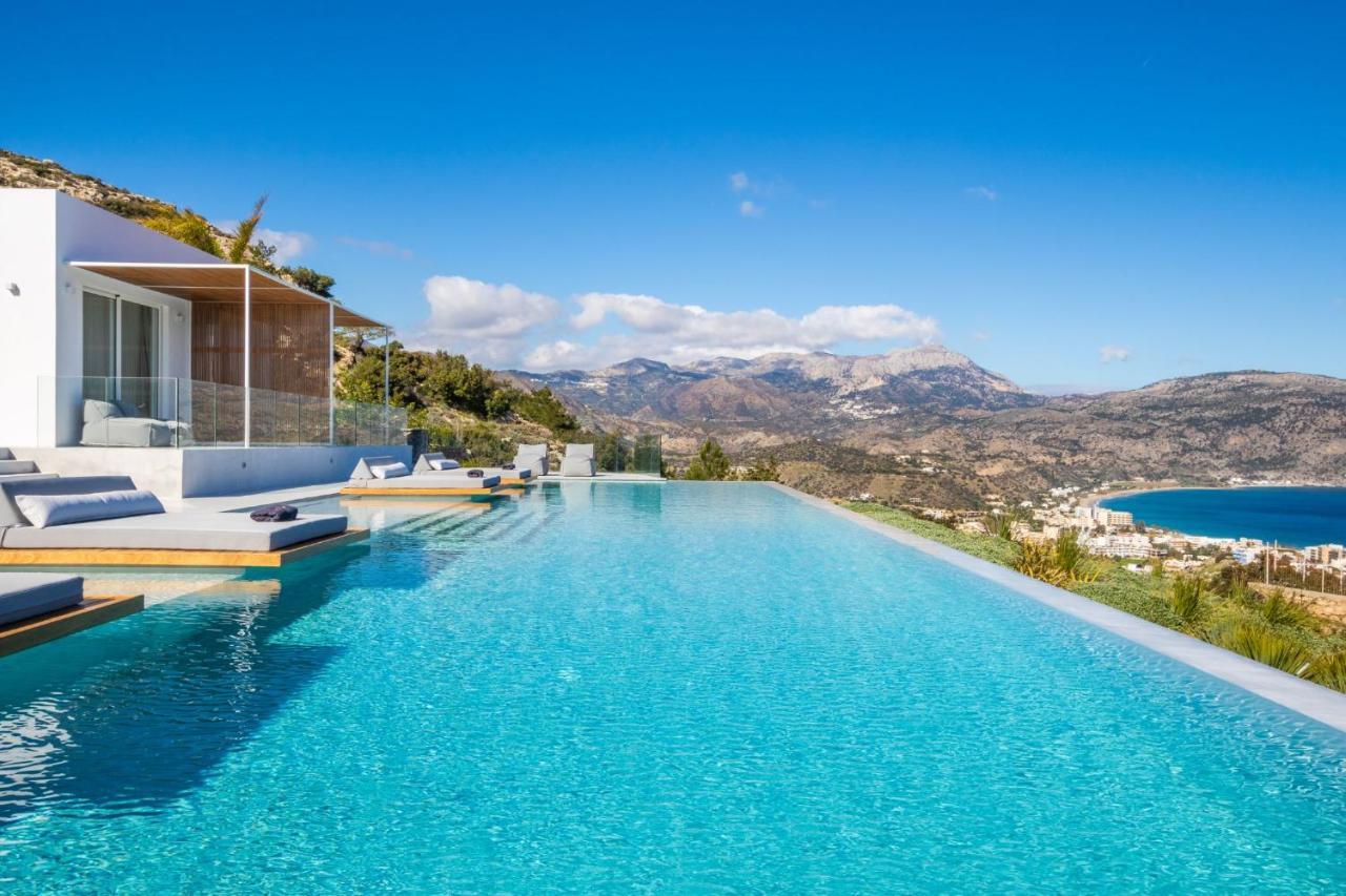 Istia Luxury Villas Karpatos Zewnętrze zdjęcie
