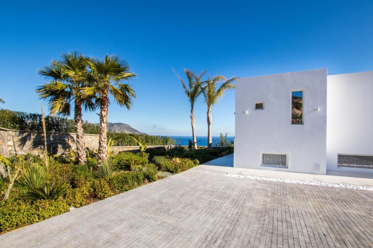 Istia Luxury Villas Karpatos Zewnętrze zdjęcie